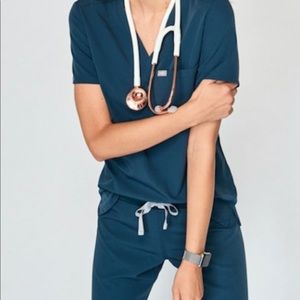 Wear figs Caribbean Blue Scrubs